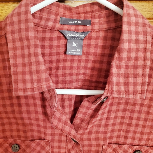 ⭐Eddie Bauer Button Down Shirt. - Picture 3 of 3